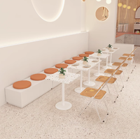 Nouveaux stands de Restaurant de vente chaude canapé en bois massif en cuir doux longs bancs peuvent être personnalisés Tables de Restaurant occidental de loisirs