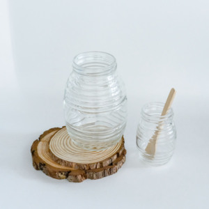 Vente en gros pot de miel en verre de confiture rond vide bouteille avec couvercle en métal couvercle en bambou bâton en bois pour la cuisine matériaux en contact avec les aliments - Product Image 2