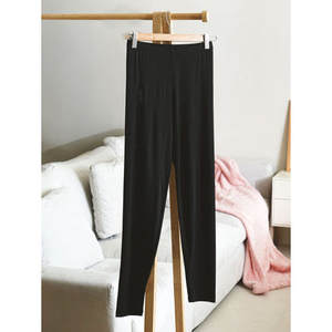 Leggings da donna Super febbre fermale con 'L' ricamata nella parte inferiore - Product Image 1