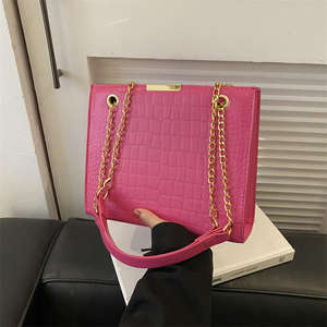 Borsa Tote con Grafica a Lettere alla Moda, Borsa a Tracolla di Lusso, Design Elegante, Grande Borsa Rossa da Donna - Product Image 3