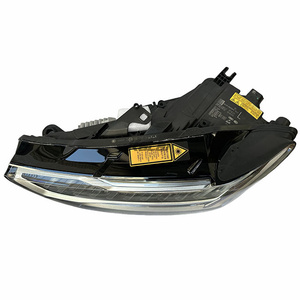 ชุดไฟหน้าสำหรับ A7 C8/C7 ปี 2010-2025, ซ้าย/ขวา ไฟหน้าแบบ Full LED Adaptive Matrix Laser รุ่น OE 4K0941033 / 4K0941034 คุณภาพสูง - Product Image 4