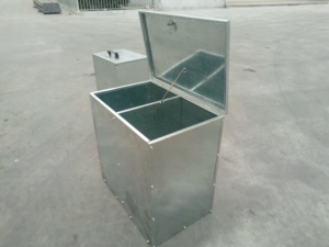 <strong>Horse</strong> <strong>Feed</strong> Galvanised Storage <strong>Bin</strong> with Two Shelves - Product Image 2