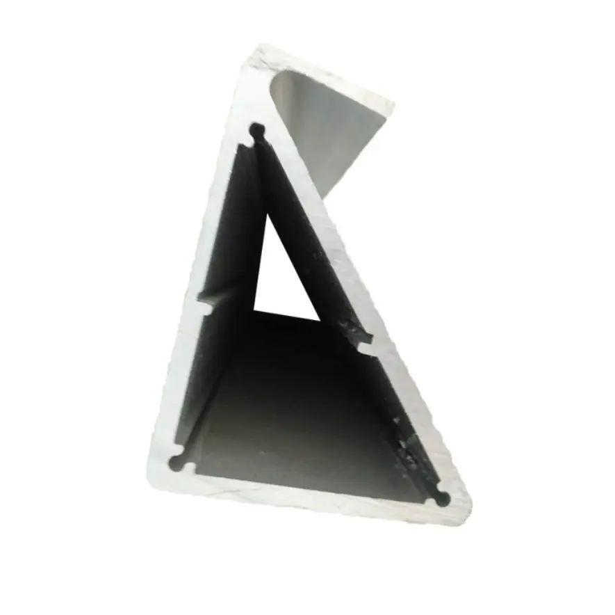 Fábrica OEM triângulo alumínio extrusão em alumínio perfis triangulares
