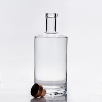 Botol Anggur Kaca Mewah Berkualitas Tinggi 700ml dan 750ml dengan Tutup T-cork Bentuk Bulat untuk Whisky Vodka Tequila Bening