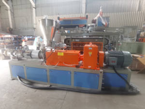 Extrudeuse plastique conique Double/Double vis SJZS65/132 diamètre de vis 65/132mm <span class=keywords><strong>plaque</strong></span> PVC/panneau/profil/extrudeuse de tuyau - Product Image 2