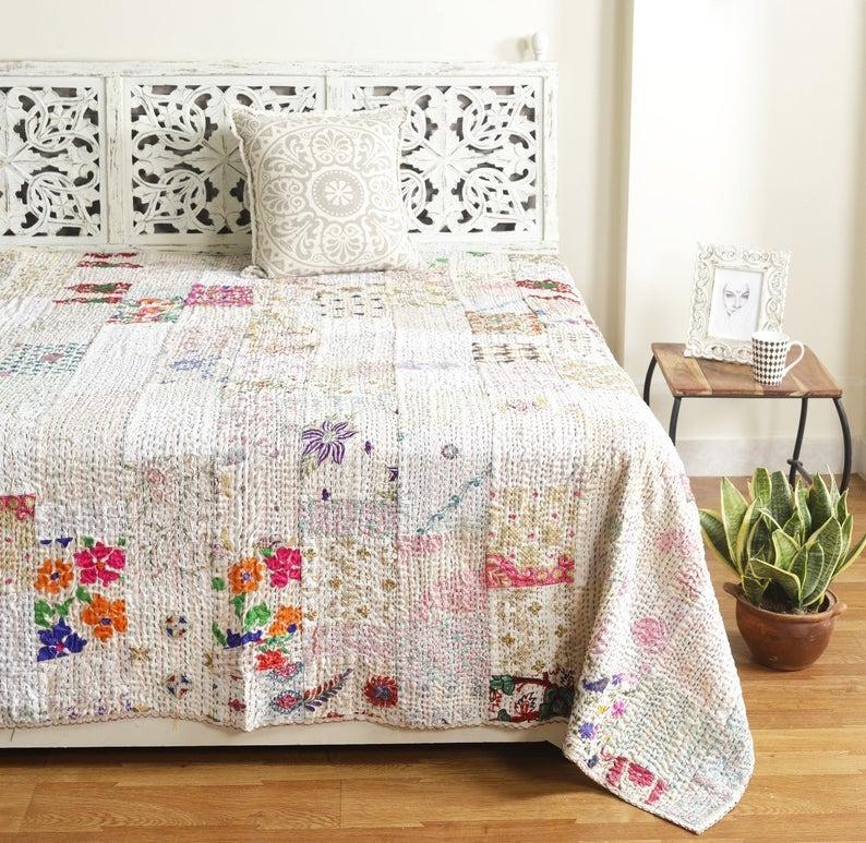 Patchwork Handmade Bed Sheet Designs 100% Cotton Quilts