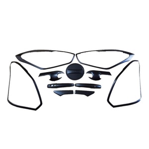 Accesorios Exteriores Premium para Automóviles en Oferta, Kits de Carrocería Completos en Negro para Suzuki Swift - Product Image 1