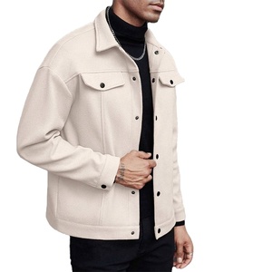 Manteau tricoté décontracté pour homme, coupe ajustée, col rabattu, manches longues, boutons, style business, collection automne 2026 - Product Image 1