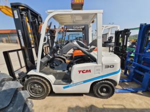 Chariot élévateur TCM FD30 Mini 3 tonnes d'occasion, prêt à l'emploi, capacité de levage, en stock à Shanghai, bon état - Product Image 5