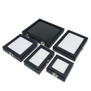 Caixa de Joias Quadrada de Couro PU de Alta Qualidade com Fecho de Velcro, Fabricada em Fábrica, na Cor Preta, com Compartimentos para Exibição de Joias Preciosas - Product Image 1