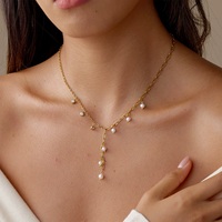 Collier pendentif en acier inoxydable avec perle ronde et zircon en forme de Y pour femme, idéal pour le quotidien