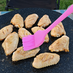 Silicone Kitchen Oil Brush One Piece Bristle For Honey Seasoning Barbecue Cooking Tool Random Color - Product Image 2