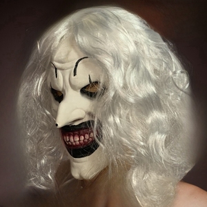 Masque de Clown Réaliste en Latex Amusant et Pétillant - Masque <span class=keywords><strong>d</strong></span>'Halloween Effrayant avec Sourire Moqueur, Cheveux Argentés Ébouriffés, Nez Pointu et Visage Blanc Sinistre - Product Image 6