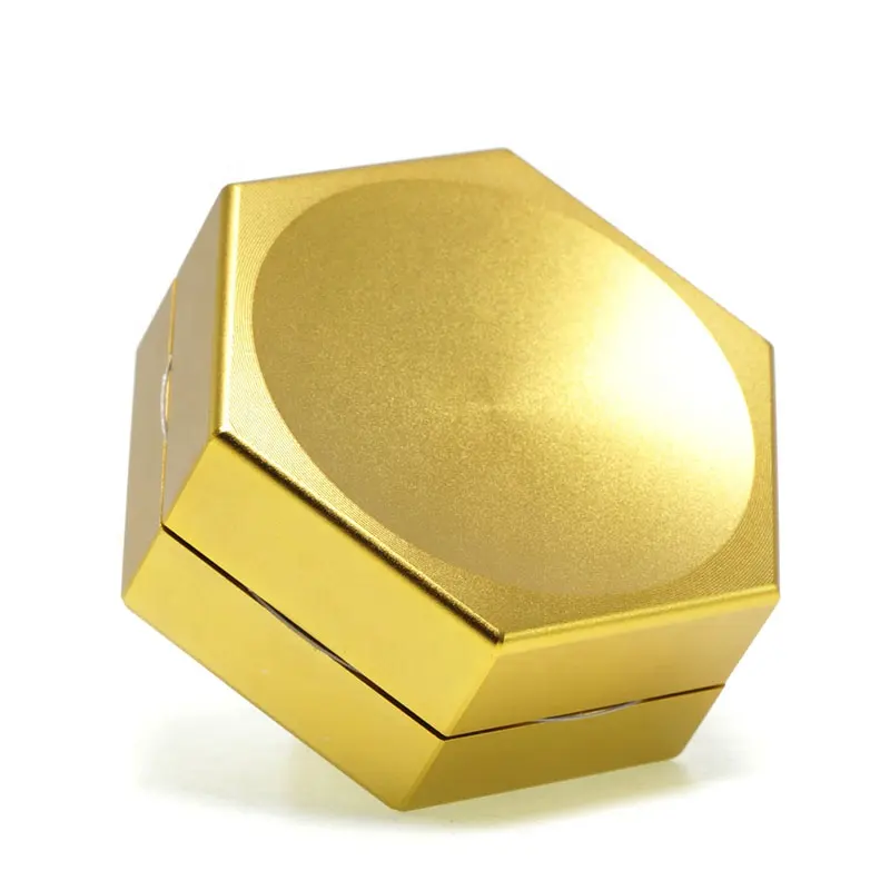 Gold Farbe Kräuter mühle Aluminium legierungen konkaves Design 63mm 2 Schichten Kräuter mühle