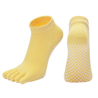 Chaussettes de yoga antidérapantes cinq doigts dos nu chaussettes de danse croisée Pilates étage cinq doigts
