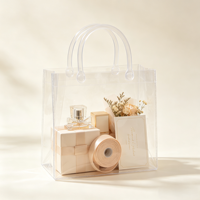 Sac fourre-tout en PVC transparent avec poignée carrée rigide, logo et couleur personnalisés pour les cadeaux de mariage, les cosmétiques, les emballages floraux pour fêtes
