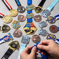 Médailles personnalisées en or pour les finisseurs de marathon 5K/10K, course à pied/natation/football/triathlon/cyclisme, fabricant de médailles métalliques pour récompenses de courses