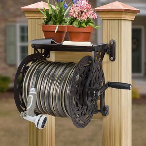 Enrouleur de tuyau mural robuste - Enrouleur de tuyau de jardin décoratif en métal avec plateau de rangement pour tuyau d'arrosage et outils de jardin - Product Image 3