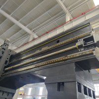 Centre d'usinage à portique GMB2518, fraiseuse CNC robuste X/Y/Z 2500x1800x1000mm, broche BT50 avec système FANUC pour l'usinage de moules