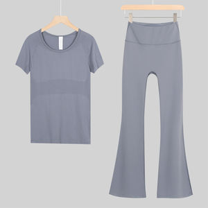 Set sportivo da <span class=keywords><strong>donna</strong></span> con tecnologia personalizzata e traspirante per il Fitness t-shirt pantaloni a zampa di mare in tinta unita per lo Yoga e lo Yoga - Product Image 4