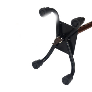 Bastón de Aluminio de Alta Calidad, Altura Ajustable de 75-96 cm, Cuatro Patas Antideslizantes, para Personas Mayores - Product Image 2