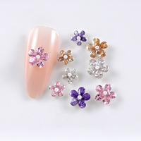 En gros, Breloques en pierres précieuses, diamants et strass blancs, violets, roses, en forme de fleurs à cinq pétales, accessoires et décorations 3D pour ongles
