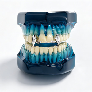 Grillz dentaire <span class=keywords><strong>en</strong></span> laiton plaqué <span class=keywords><strong>or</strong></span> véritable 18K, motif étoile Hip Hop, entièrement serti de pierres, bijou buccal tendance pour Halloween, vente <span class=keywords><strong>en</strong></span> gros - Product Image 1