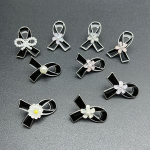 Black <b>Bow</b> Brooch With Pearl And Flower For Women <b>Gift</b> Zinc Alloy Fashion Pin - Product Image 2