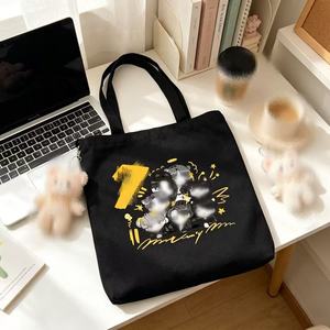 Nouveau Sac Fourre-tout en Toile Imprimé KPOP 2026 BTS Super ARIRANG <span class=keywords><strong>RM</strong></span> Jungkook Suga <span class=keywords><strong>Jin</strong></span> – Sac à Bandoulière Décontracté Réutilisable pour le Shopping - Product Image 6