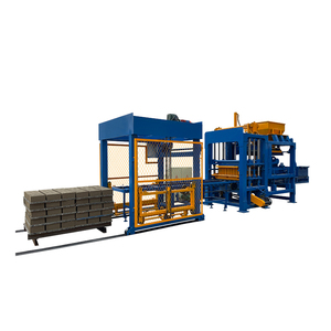 เครื่องทำบล็อกคอนกรีตแบบอัตโนมัติ QT6-15 PLC พร้อมปั๊ม  6 แม่พิมพ์ ระบบสั่นสะเทือนไฮดรอลิก  ผลิตอิฐปูพื้นได้ปริมาณมาก - Product Image 1