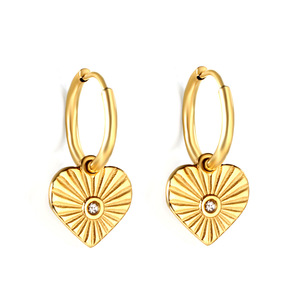 ต่างหูแบบห่วงรูปหัวใจชุบทองประดับคริสตัลแบบฝังขอบสำหรับใส่ทุกวัน - Product Image 2