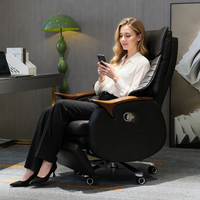 Fauteuil de Direction Électrique Inclinable et Pivotant en Cuir Véritable de Luxe avec Repose-Pieds et Accoudoirs Fixes en Bois Massif pour Bureau de Direction
