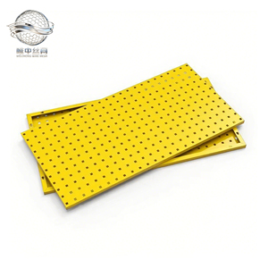 Panneau perforé métallique personnalisé pour le rangement de skateboards, l'organisation d'équipements de <span class=keywords><strong>skate</strong></span>, la présentation d'équipements sportifs et les projets de salles de <span class=keywords><strong>skate</strong></span> - Product Image 1