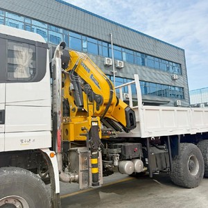 Grue à flèche articulée montée sur camion de 16 tonnes, 6x4 Shacman F3000, grue à bras pliable pour travaux lourds - Product Image 4