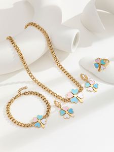 Juego de Joyería de Lujo en Acero Inoxidable con Oro de 18k, Collar, Aretes, Anillo y Pulsera para Mujer, Estilo Clásico para Bodas y Fiestas - Product Image 6