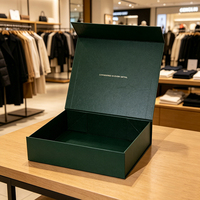 Boîtes d'emballage en papier personnalisées magnétiques de luxe pour vêtements, t-shirts, marques de vêtements