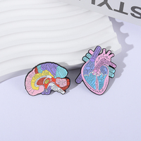Berlabel hati otak anatomi pin Enamel Organ manusia bros Model medis kerah Lapel lencana hadiah perhiasan untuk pelajar medis teman