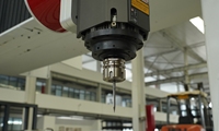 Máquina CNC de 5 Ejes con Rotación de 360 Grados para Drones y Piezas Compuestas de Alta Gama, Adecuada para Fábricas de Automóviles y Astilleros
