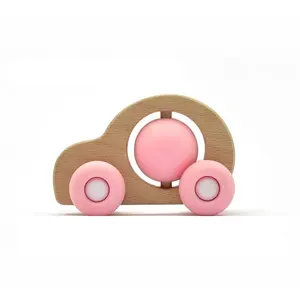 Auto di giocattoli per neonati all'ingrosso personalizzati, Mini giocattoli per auto in legno di faggio massaggiagengive con ruote in Silicone gratuite per neonati