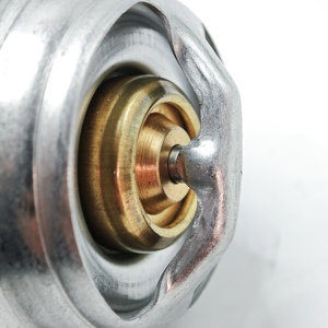 Termostato Original Xinchai 4E30RG40-03400 para Motores de Tractores/Cargadoras/Vehículos Agrícolas - Alta Temperatura Xinchai 4E30RG40-03400 - Product Image 6