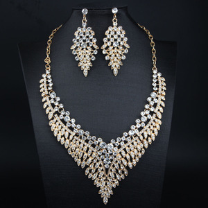 Conjunto de Collar y <span class=keywords><strong>Pendientes</strong></span> de Estilo Lujoso y Espléndido de la Fábrica de Joyería de Yiwu, Adorno para Vestido de Mujer para Cena - Product Image 3