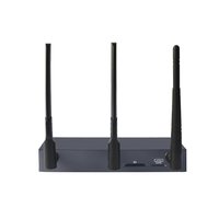 Para el sistema telefónico Dinstar UC120 VoIP PBX admite 60 usuarios SIP y 15 llamadas simultáneas VoIP Gateway