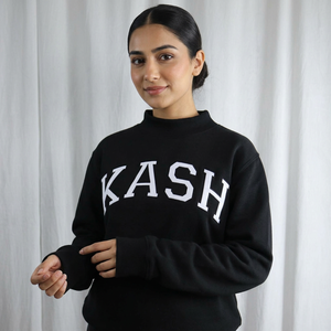 Sudadera KASH BLACK con cuello alto, 100% algodón, con apliques bordados, cuello ancho, para hermandades, Finer Threads - Product Image 1