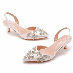 Zapatos de Novia Dorados para Mujer, Tacón Fino de 5 cm, Sandalias con Punta en Pico, Detalle de Pedrería, Plantilla de PU Cómoda, Sensuales para Eventos Formales - Product Image 2