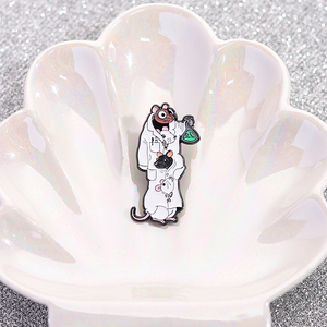 Chimie souris broche émail broches pour étudiants pharmacien laboratoire thème Badge bijoux sac à dos cadeau - Product Image 1