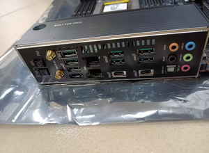 PRO WS WRX80E-SAGE SE WIFI II DDR4 E ATX Server Motherboard Used - Product Image 2