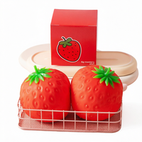 Bestseller Grand jouet anti-stress en caoutchouc souple en forme de fraise, à récupération lente ; Jouet de relaxation en forme de fruit pour