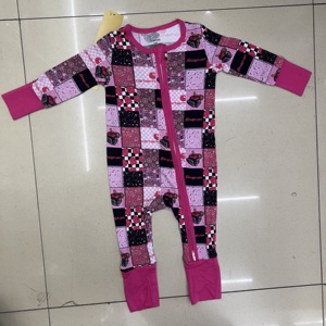 Groothandel Direct Verzendklaar Bamboe Pyjama Romper Mystery Box Willekeurig Bedrukt Baby Bamboe Rits Blind Box Unisex 200-220gsm Lente - Product Image 5