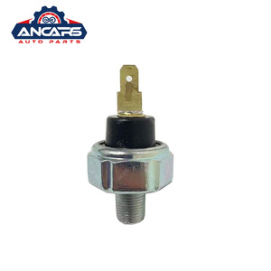 Pressostat d'huile MD001482 pour Mitsubishi Lancer pressostats d'huile capteur de pression d'huile - Product Image 1