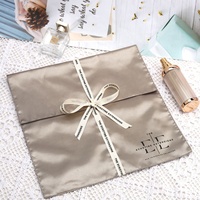 Offre Spéciale Logo personnalisé imprimé Satin extension de cheveux perruque chapeau emballage enveloppe pochette luxe soie cadeau Lingerie vêtements sac à poussière